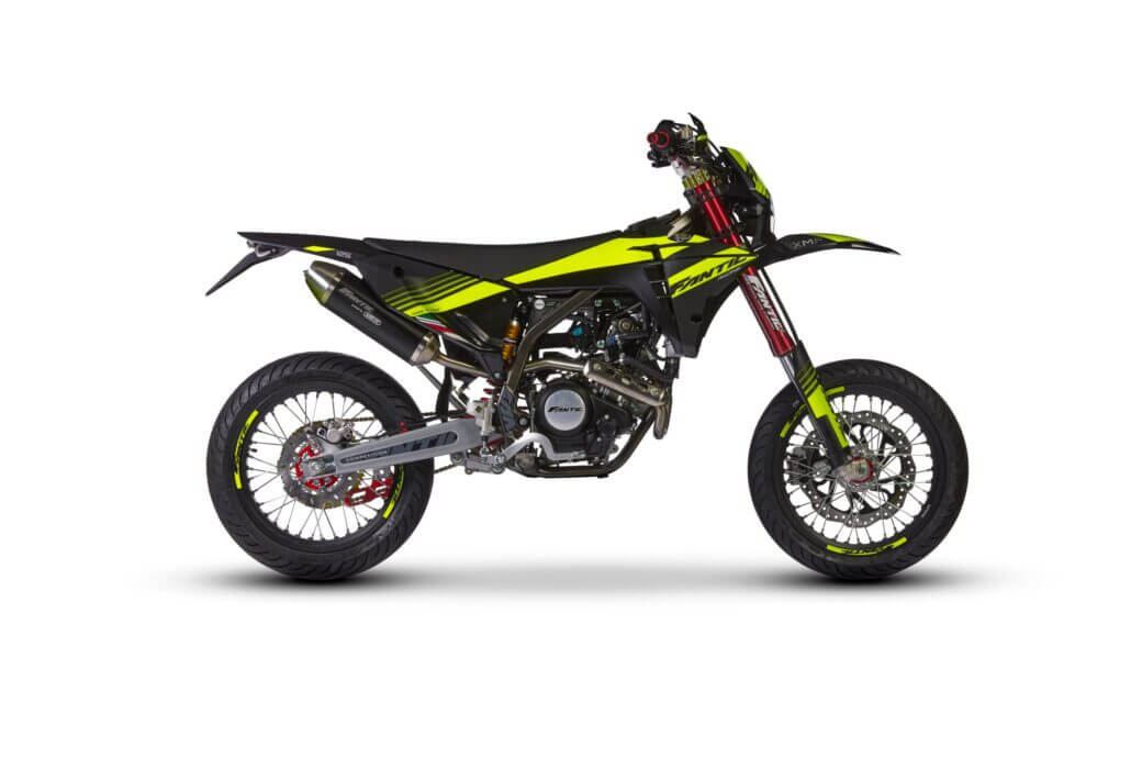 XMF 125 Competition