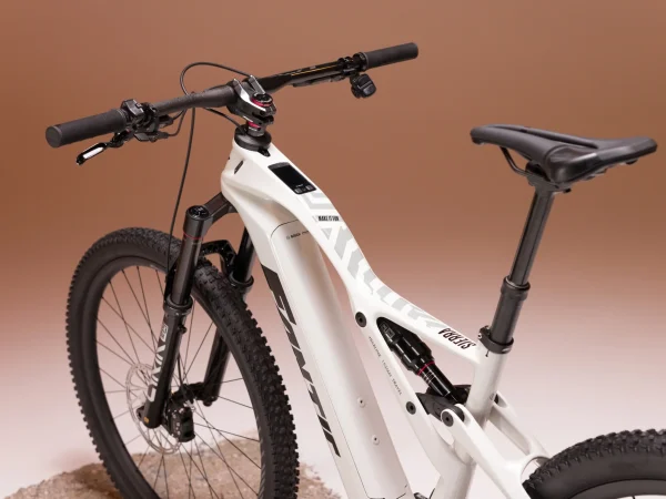 FANTIC TRAIL SIERRA CARBON FACTORY (800WH) - OFF-WHITE - Image 2